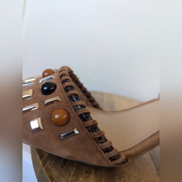 Antonio Melani Vivica Russet/Brown Beaded/Studded Suede Heels (SIZE 8) - Picture 9 of 11